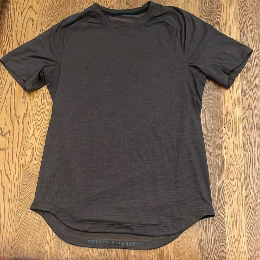 Men’s t shirt